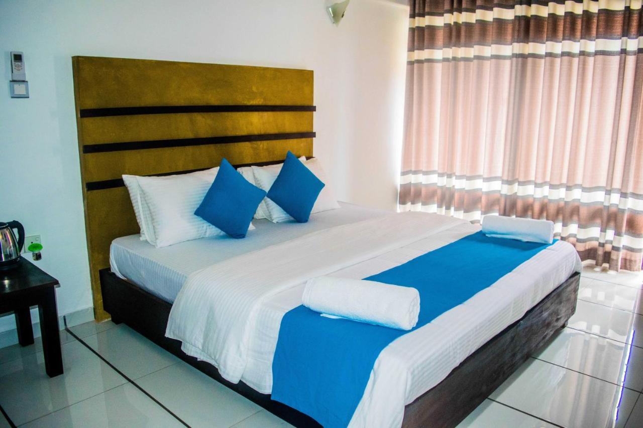 360 Beach Residence Negombo Luaran gambar